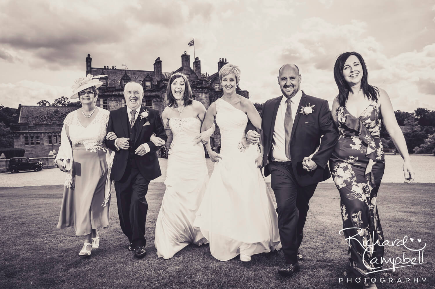 Brides with parents ay Soon Castle by Ayrshire Wedding Photographer Richard Campbell