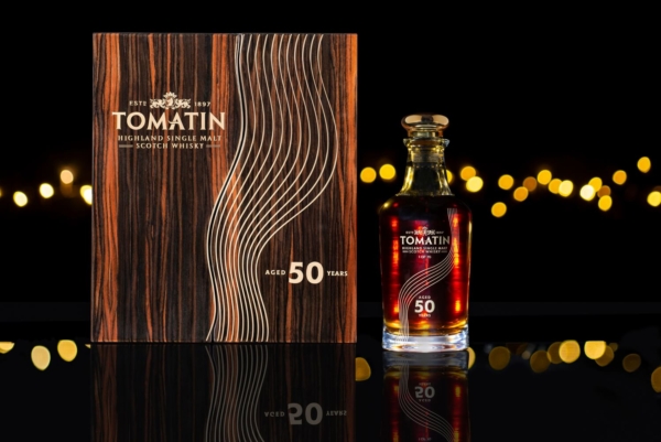 Product photograph of 50 year old Tomatin whisky by Ayrshire photographer Richard Campbell